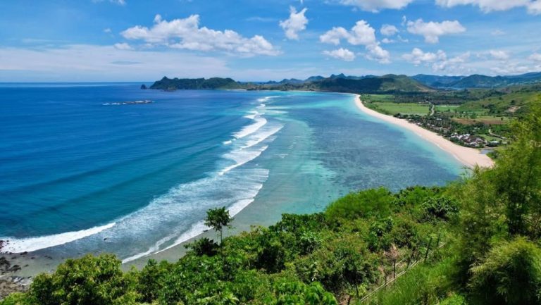 Il sud di Lombok è diventato una delle zone più famose di NTB (Foto: Instagram@samaralomboklife, 30/04/2026)
